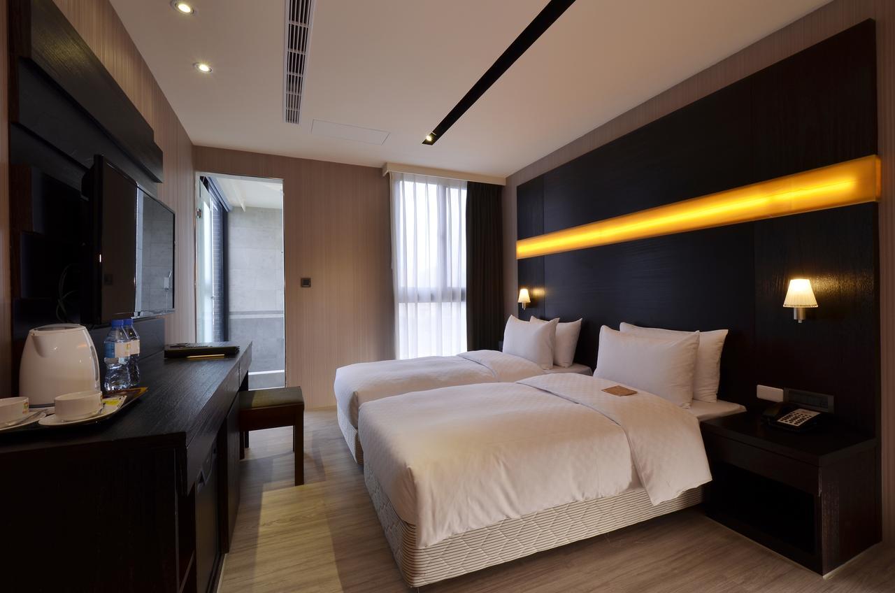 Hotel Cube Ταϊχούνγκ Εξωτερικό φωτογραφία